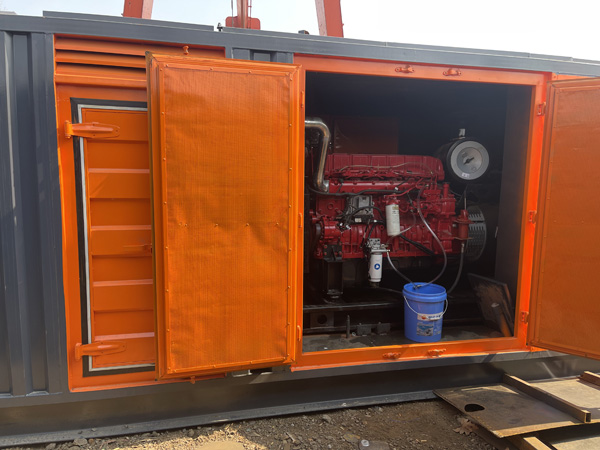 东风哪些因素会影响 200KW 柴油发电机的燃油消耗率？