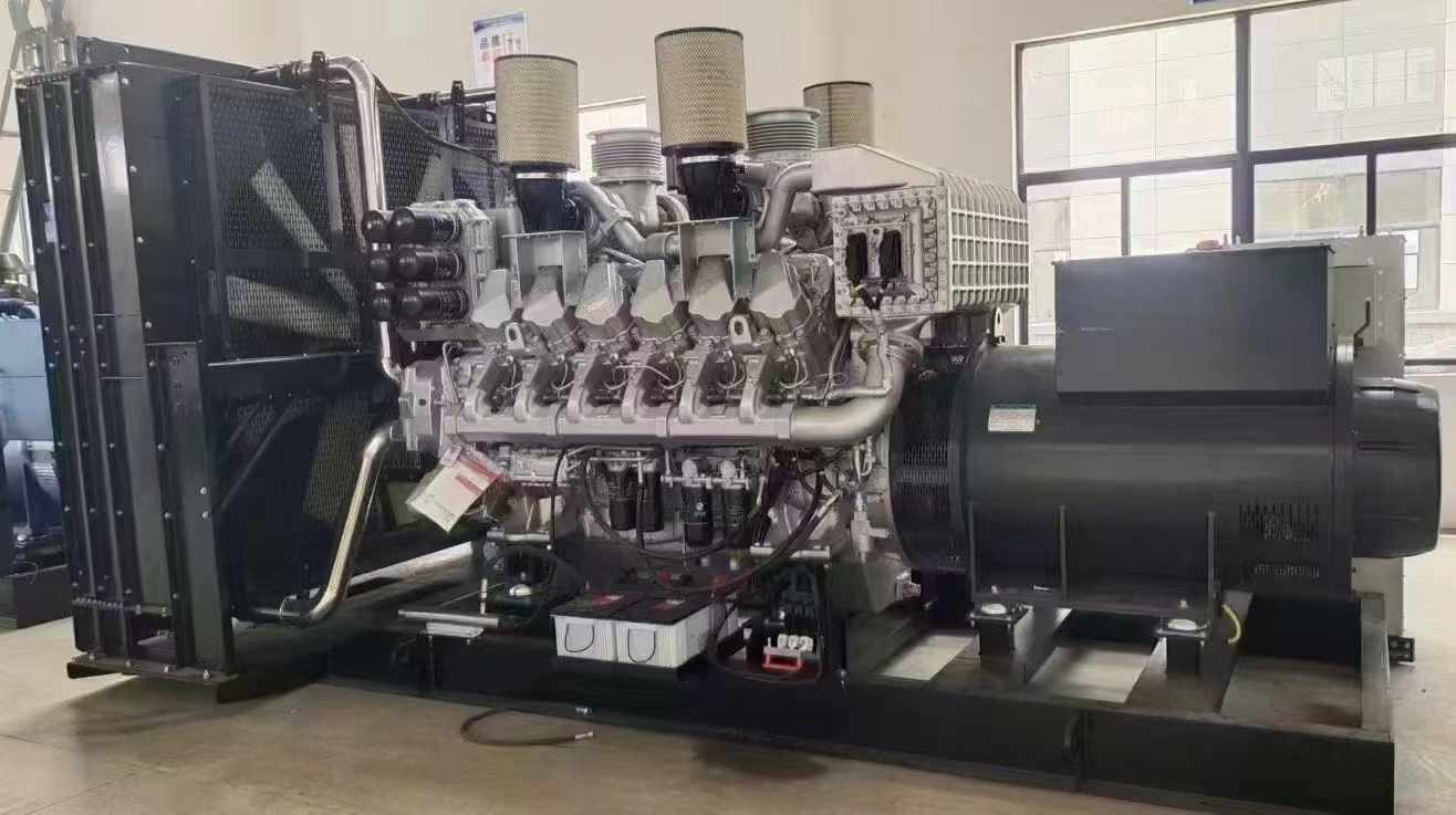 东风800KW柴油发电机组可以带动多少kw的设备？